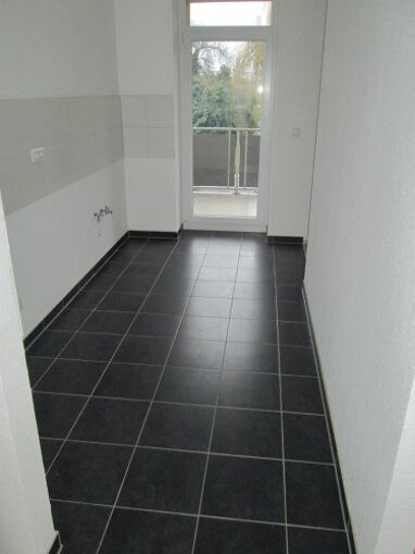 Wohnung zur Miete 319 € 2 Zimmer 58 m² 3. Geschoss Lutherstraße 20 Weißenfels Weißenfels 06667