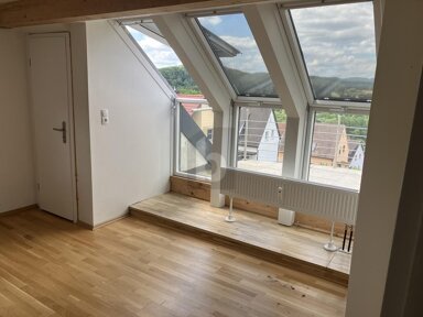 Wohnung zum Kauf 115.000 € 3,5 Zimmer 84 m² 2. Geschoss Neuhaus Neuhaus an der Pegnitz 91284