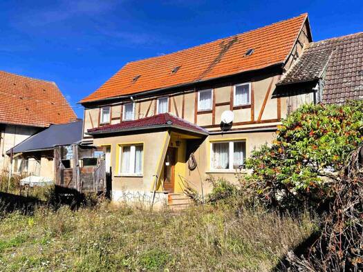 Haus zum Kauf 29.990 € 180 m² 2.815 m² Grundstück Pfarrgasse 6 Großleinungen Sangerhausen 06526