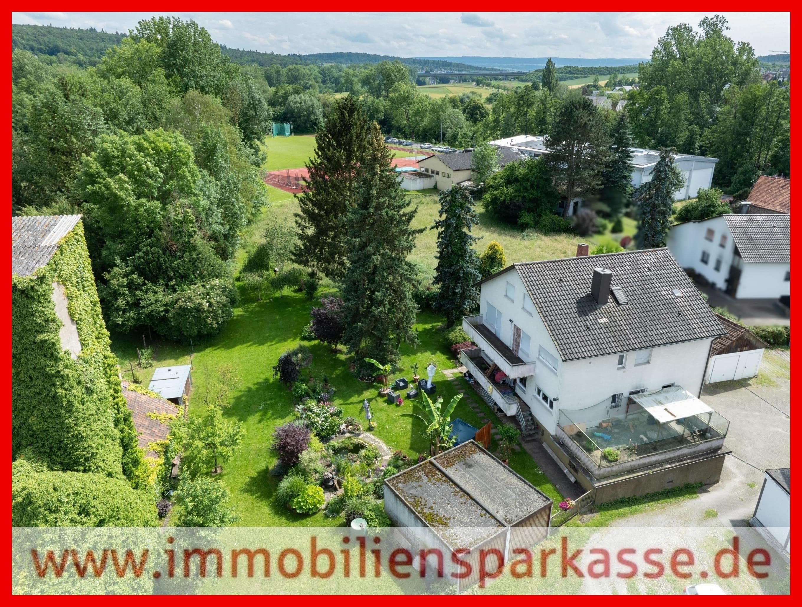 Mehrfamilienhaus zum Kauf 550.000 € 8 Zimmer 260 m²<br/>Wohnfläche 898 m²<br/>Grundstück Wilferdingen Remchingen 75196