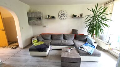 Wohnung zum Kauf 75.000 € 3 Zimmer 66,5 m² 1. Geschoss Reusa / Sorga Plauen 08529