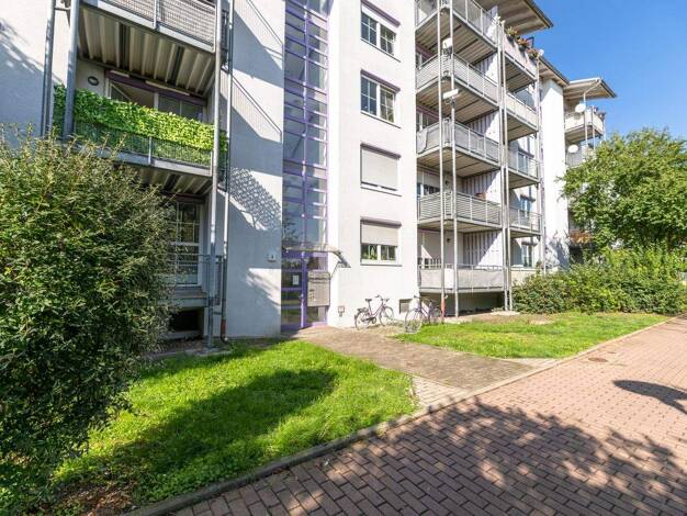 Wohnung zum Kauf provisionsfrei 81.800 € 2 Zimmer 51,9 m² 2. Geschoss Am Rebstock 8 Großkugel 06184