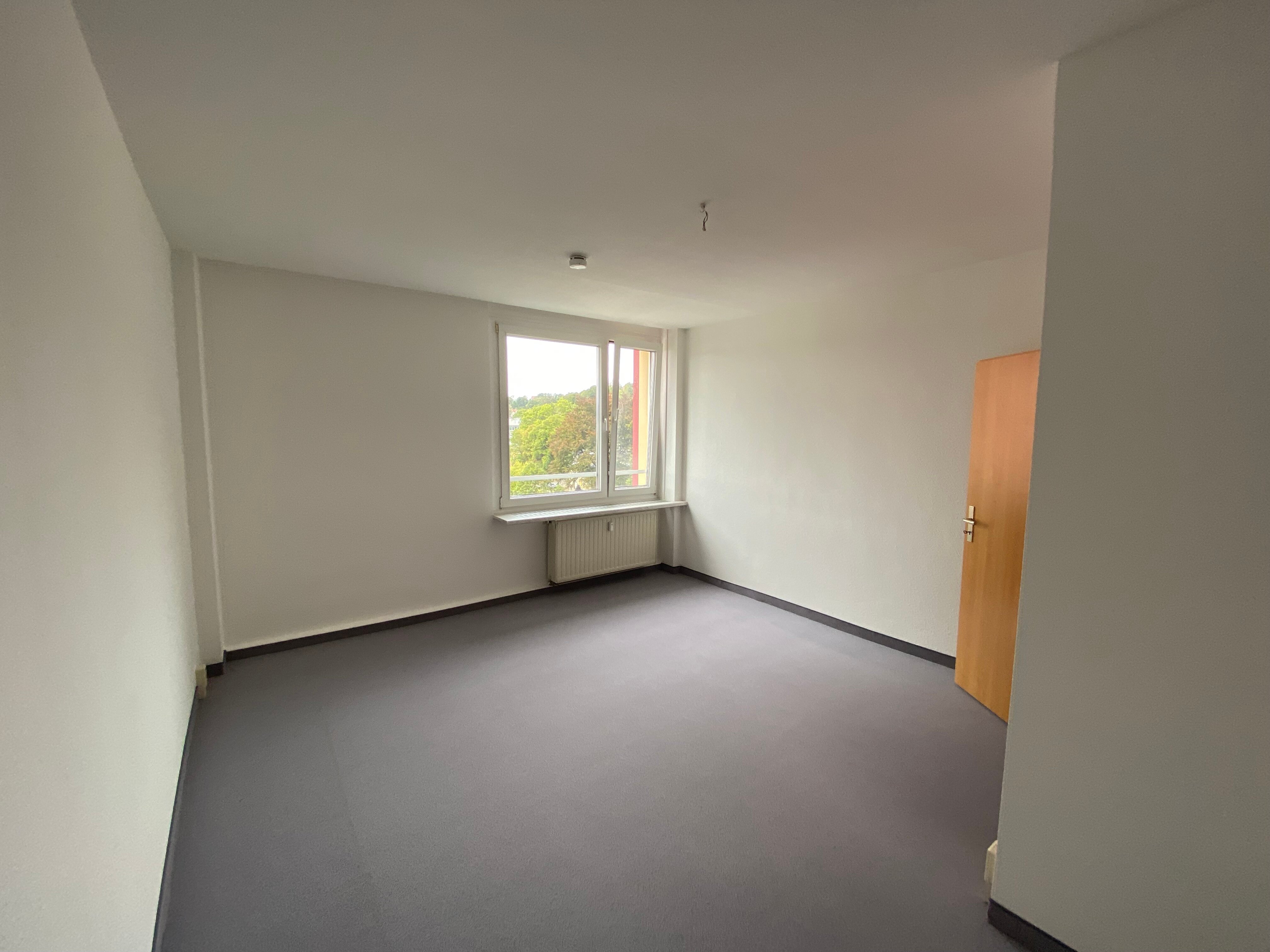 Wohnung zur Miete 359,29 € 2 Zimmer 54,3 m²<br/>Wohnfläche 6.<br/>Geschoss Friedrich-König-Straße 11 Wahlbezirk 13 Suhl 98527