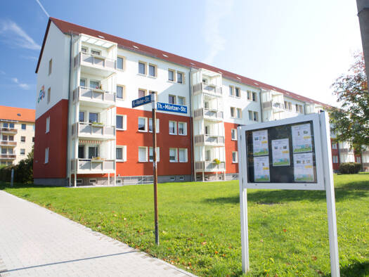 Wohnung zur Miete 420 € 3 Zimmer 60 m² 3. Geschoss frei ab sofort Heinrich-Heine-Straße 43 Borna 04552