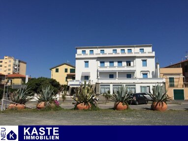 Haus zum Kauf 870.000 € 21 Zimmer 700 m² 533 m² Grundstück Rosignano Solvay-Castiglioncello 57016