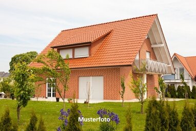 Einfamilienhaus zum Kauf Zwangsversteigerung 414.500 € 1 Zimmer 1 m² 3.660 m² Grundstück Neuhütten Wüstenrot 71543