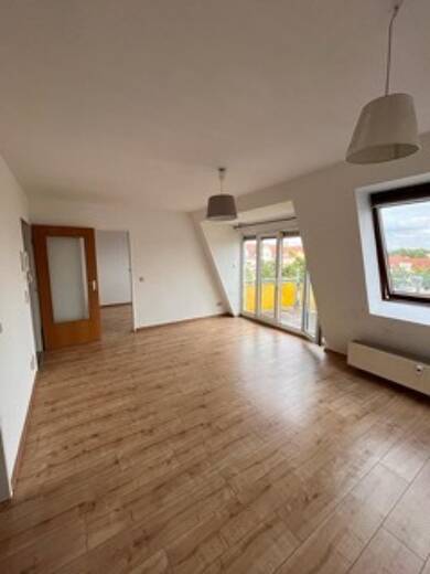 Wohnung zur Miete 550 € 2 Zimmer 45 m² 3. Geschoss Neulindenau Leipzig 04179