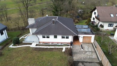 Einfamilienhaus zum Kauf 490.000 € 7,5 Zimmer 132 m² 1.202 m² Grundstück Albstraße 12 Winzingen Donzdorf - Winzingen 73072