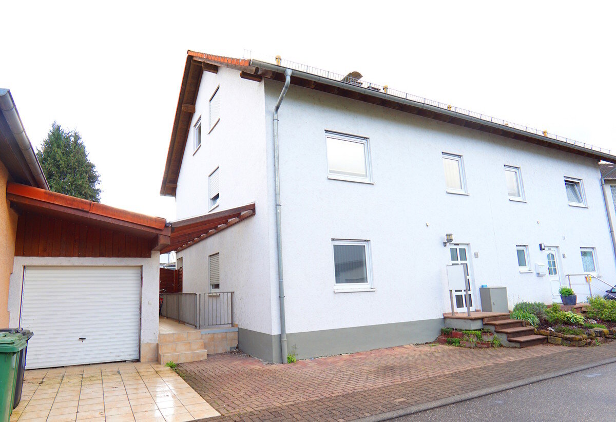 Haus zum Kauf 498.000 € 8 Zimmer 168 m²<br/>Wohnfläche 248 m²<br/>Grundstück Mauer 69256