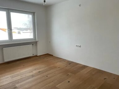 Wohnung zur Miete 700 € 2 Zimmer 83 m² Edelweißstr. 16 Bernau am Chiemsee 83233