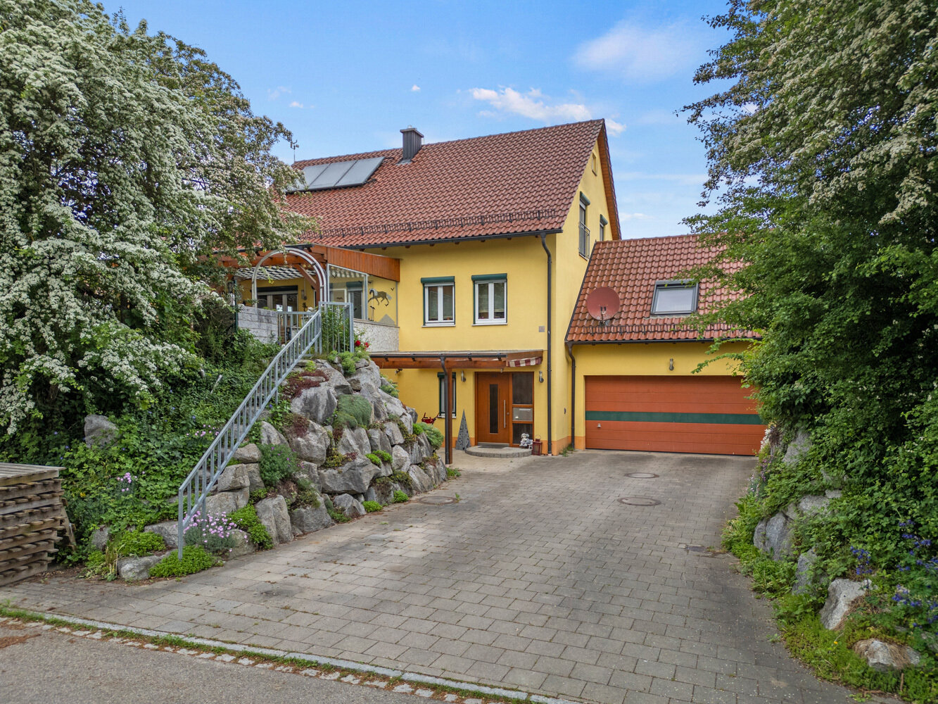 Einfamilienhaus zum Kauf 559.000 € 8 Zimmer 207,7 m²<br/>Wohnfläche 732 m²<br/>Grundstück Unterwiesenbach Wiesenbach 86519