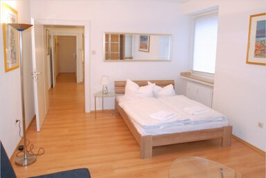 Wohnung zur Miete Wohnen auf Zeit 1.321 € 2 Zimmer 50 m² frei ab sofort Stadtmitte Düsseldorf 40212