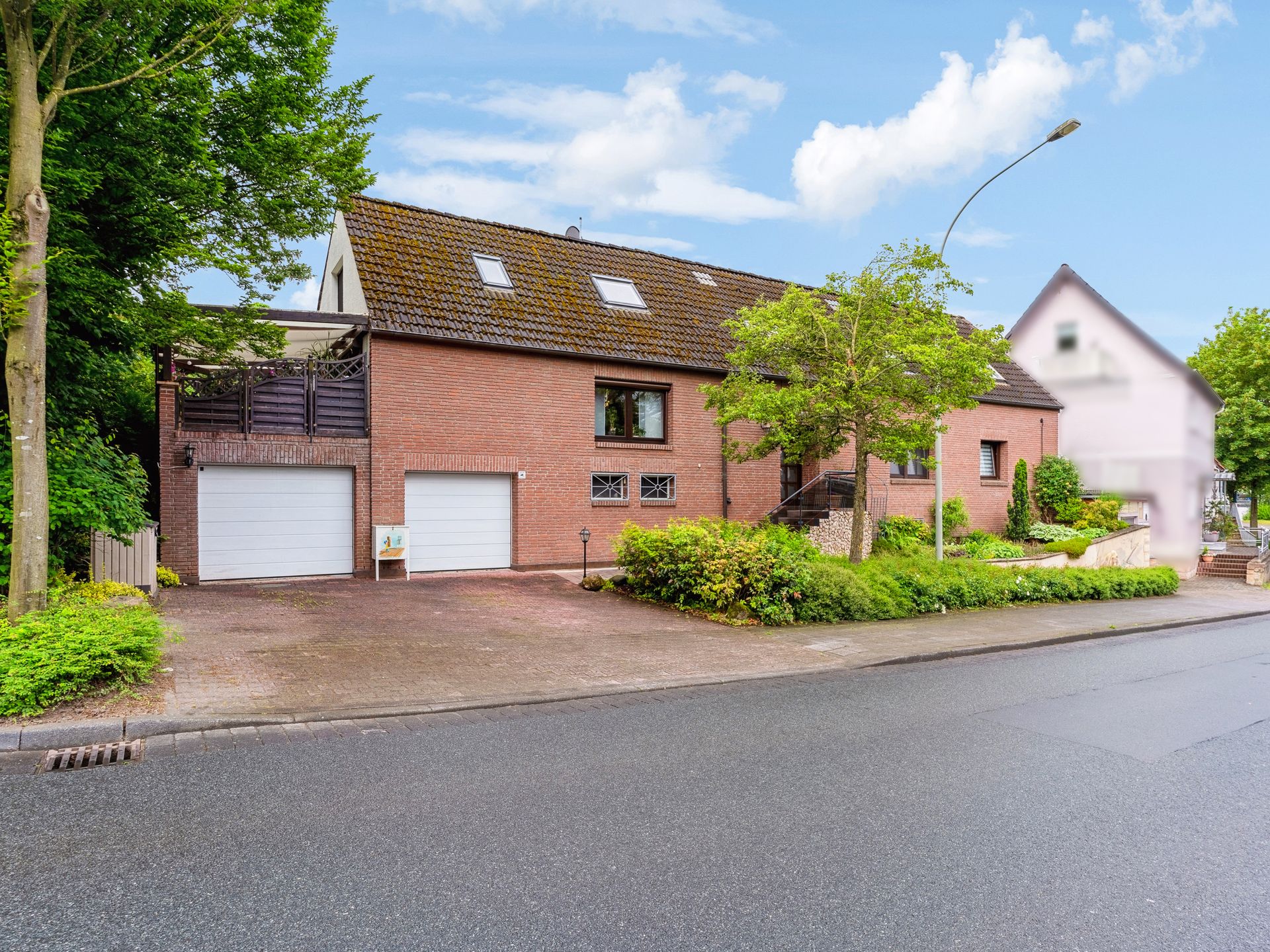 Einfamilienhaus zum Kauf 398.000 € 6 Zimmer 197 m²<br/>Wohnfläche 419 m²<br/>Grundstück Neuenbeken Paderborn 33100