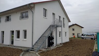 Wohnung zur Miete 950 € 3 Zimmer 90 m² 1. Geschoss Krumbach Kirchroth 94356