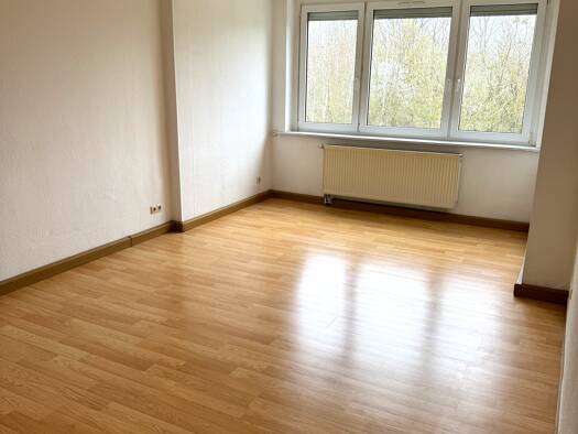 Wohnung zur Miete 500 € 3 Zimmer 85,7 m² 1. Geschoss frei ab sofort Mitschurinstrasse 3 Wolfen Bitterfeld-Wolfen 06749