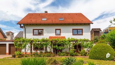 Einfamilienhaus zum Kauf 638.000 € 8 Zimmer 200 m² 684 m² Grundstück Großweismannsdorf Roßtal 90574