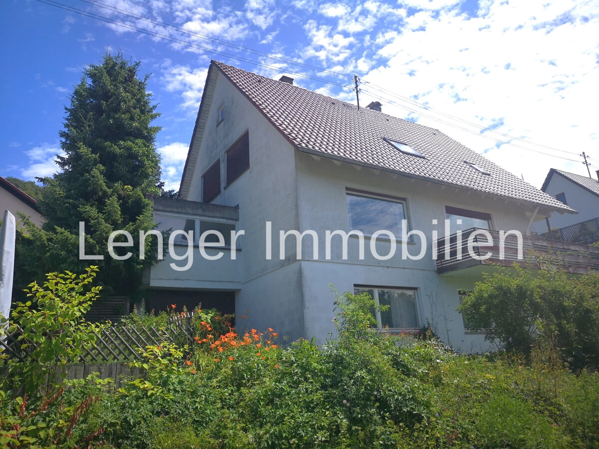 Einfamilienhaus zum Kauf 299.000 € 7,5 Zimmer 160 m²<br/>Wohnfläche 573 m²<br/>Grundstück Ebingen Albstadt 72458