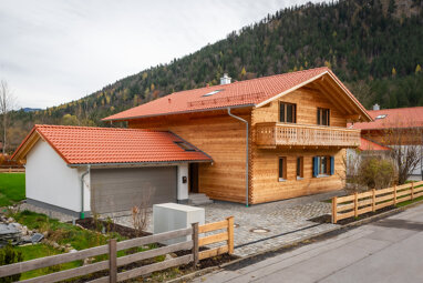 Einfamilienhaus zum Kauf 2.935.000 € 5 Zimmer 186 m² 1.300 m² Grundstück Neuhaus Schliersee 83727