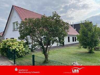 Einfamilienhaus zum Kauf 295.000 € 7 Zimmer 175 m² 1.596 m² Grundstück frei ab 01.11.2024 Pampow Pampow 19075