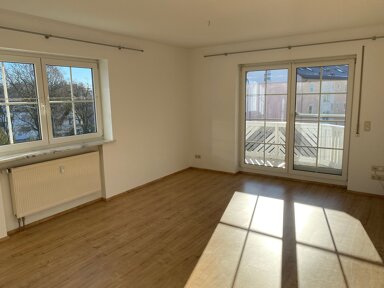 Wohnung zur Miete 680 € 3 Zimmer 78 m² 1. Geschoss frei ab sofort Lindenstraße 14 Rottenburg Rottenburg a. d. Laaber 84056