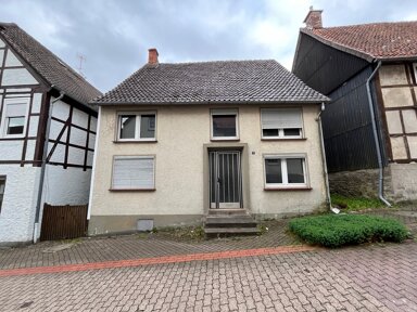 Einfamilienhaus zum Kauf provisionsfrei 49.000 € 8 Zimmer 153 m² 254 m² Grundstück Nieheim Nieheim 33039