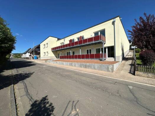 Terrassenwohnung zur Miete - Erstbezug 990 € 3 Zimmer 2. Geschoss Burgstr. Lissendorf 54587