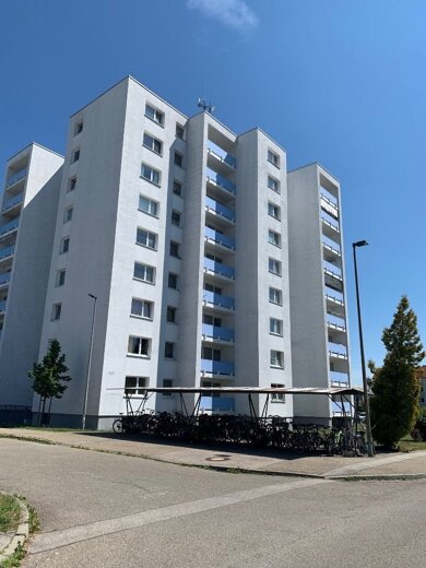 Wohnung zur Miete 876 € 4 Zimmer 103,2 m² 5. Geschoss frei ab 14.03.2025 Ewald-Kluge-Str. 2 Auto-Union-Bezirk Ingolstadt 85057