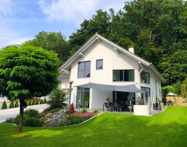 Einfamilienhaus zum Kauf 1.490.000 € 6 Zimmer 240 m² 1.394 m² Grundstück Schönbrunn Landshut 84036