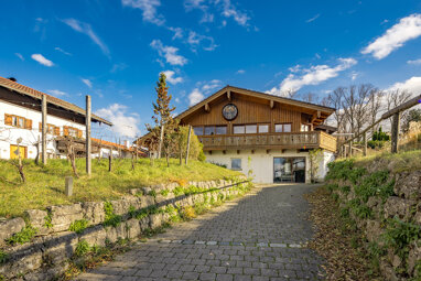 Einfamilienhaus zum Kauf 7 Zimmer 447,7 m² 1.181 m² Grundstück Frauenchiemsee Chiemsee 83256
