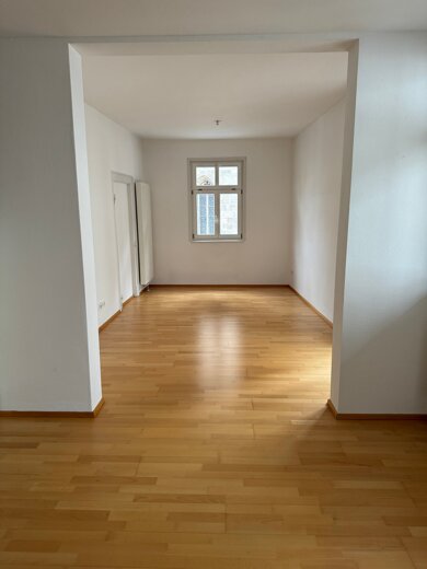 Wohnung zur Miete 1.000 € 2 Zimmer 83 m² 1. Geschoss frei ab sofort Innenstadt Reutlingen 72764