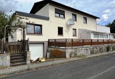 Mehrfamilienhaus zum Kauf Provisionsfrei 133.000 € 8 Zimmer 248 m² 605 m² Grundstück Uckersdorf Herborn 35745