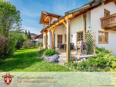 Einfamilienhaus zum Kauf 425.000 € 7 Zimmer 180 m² 700 m² Grundstück Loitzendorf Loitzendorf 94359
