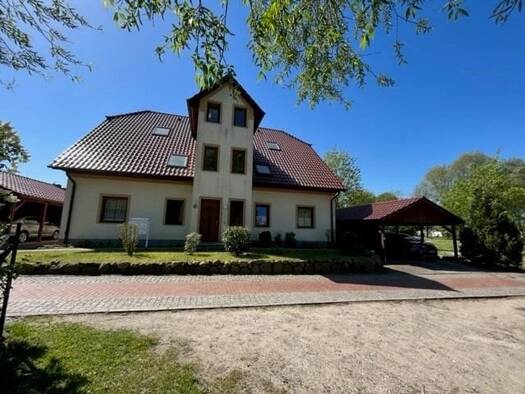 Mehrfamilienhaus zum Kauf als Kapitalanlage geeignet 566.000 € 345,3 m² 858 m² Grundstück Neubukow 18233