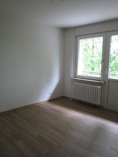 Wohnung zur Miete 450 € 1 Zimmer 52,9 m² 1. Geschoss frei ab 14.07.2024 Wohlgemuthweg 4 Kupferdreh Essen 45257