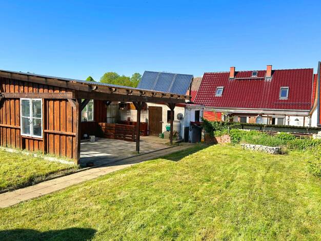 Reihenmittelhaus zum Kauf 149.000 € 5 Zimmer 173 m² 402 m² Grundstück Oldisleben An der Schmücke 06577