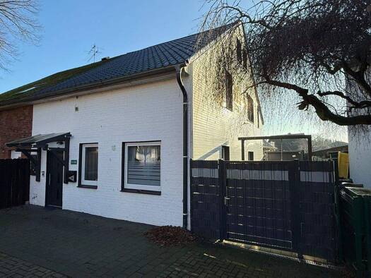 Doppelhaushälfte zum Kauf 175.000 € 5 Zimmer 149 m² 260 m² Grundstück Basdahl Basdahl / Hesedorf bei Bremervörde 27432