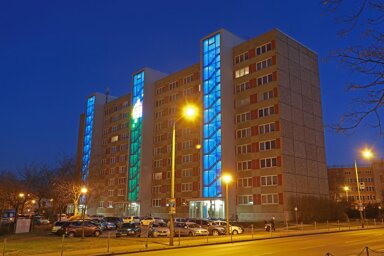 Wohnung zur Miete 562 € 3 Zimmer 80,3 m² 3. Geschoss Karl-Marx-Ring 5 Innenstadt Riesa 01587