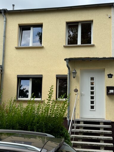 Reihenmittelhaus zum Kauf 150.000 € 5 Zimmer 120 m² 259 m² Grundstück frei ab sofort Richard Rösicke Str. 64 Bernburg Bernburg 06406