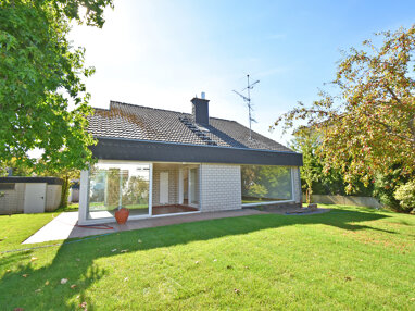 Einfamilienhaus zur Miete 3.800 € 6 Zimmer 197 m² 610 m² Grundstück frei ab 01.09.2024 Kernstadt Oberursel (Taunus) 61440