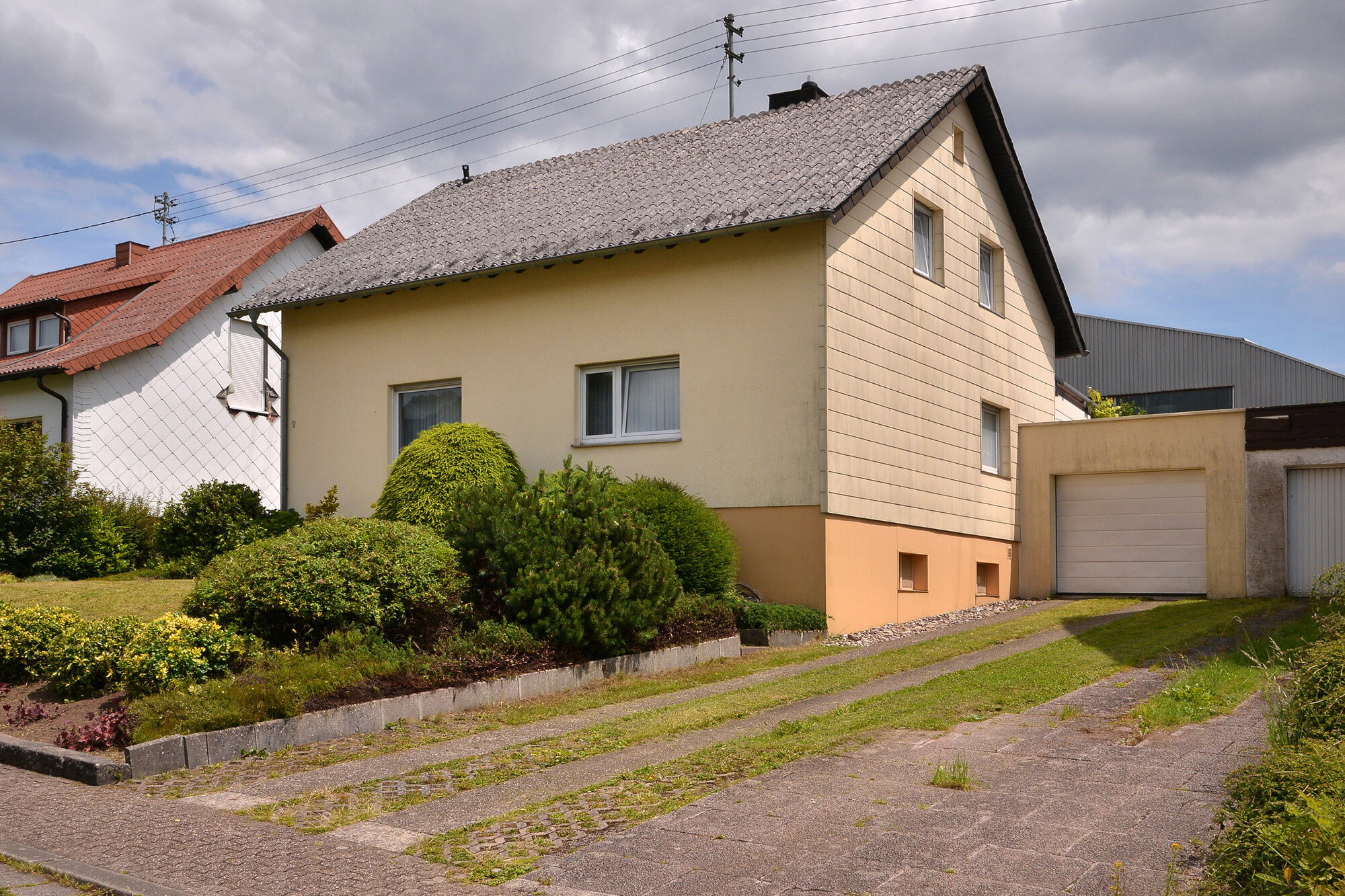 Einfamilienhaus zum Kauf 254.000 € 5 Zimmer 201 m²<br/>Wohnfläche 679 m²<br/>Grundstück Mauritiusring 9 Tholey Tholey 66636