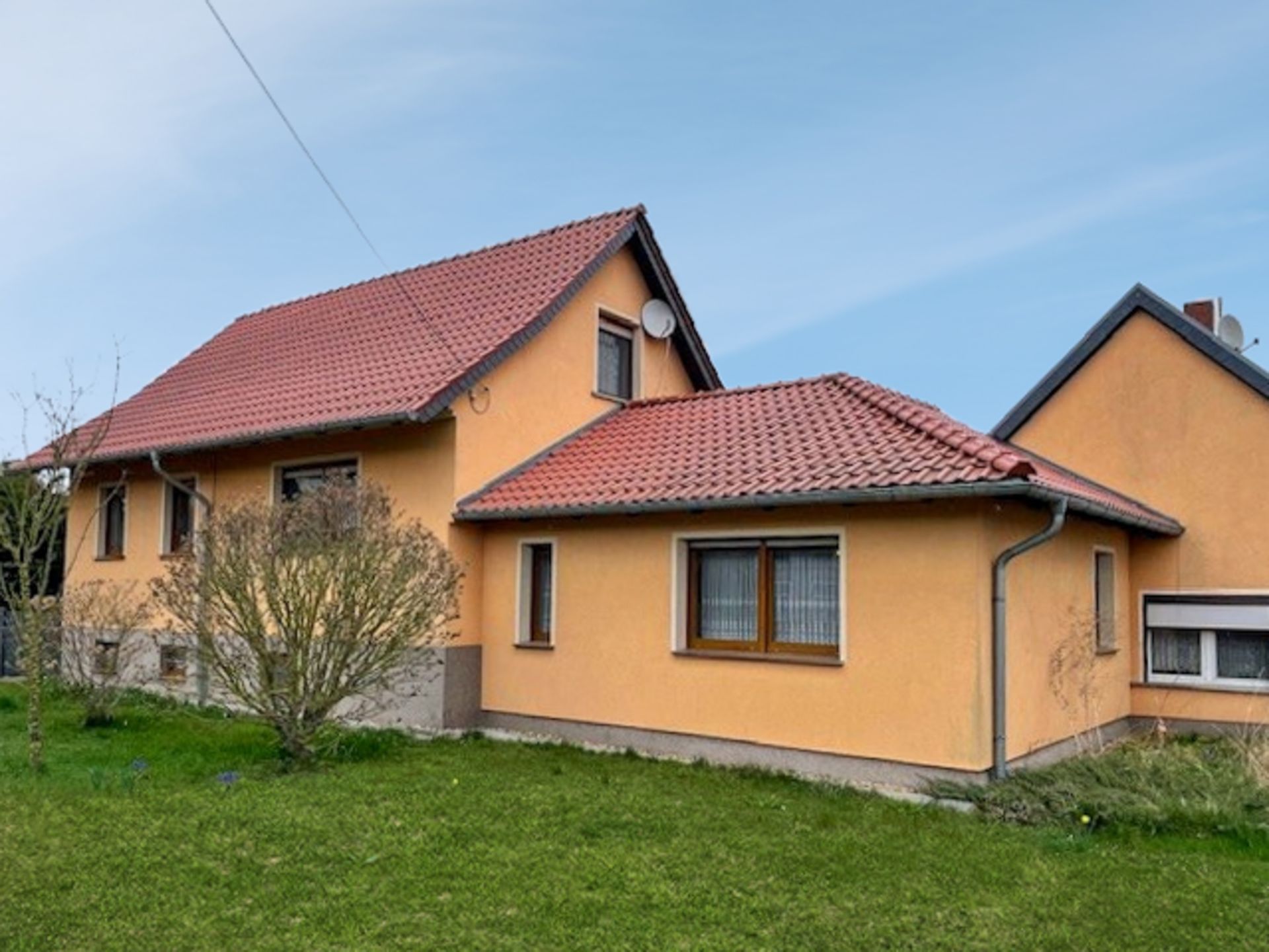 Mehrfamilienhaus zum Kauf 290.000 € 6 Zimmer 200 m²<br/>Wohnfläche 46.800 m²<br/>Grundstück Drasdo Uebigau-Wahrenbrück 04938