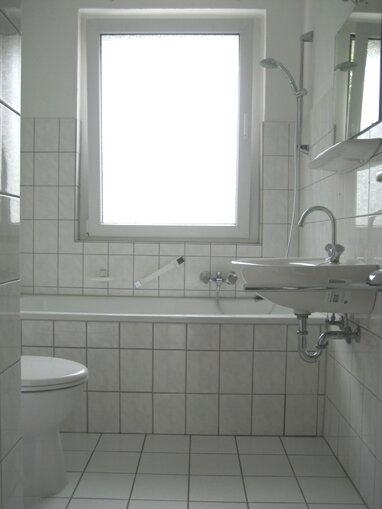 Wohnung zur Miete 376 € 2,5 Zimmer 48,8 m² 2. Geschoss Tiefbaustraße 16 Altenessen-Nord Essen 45329