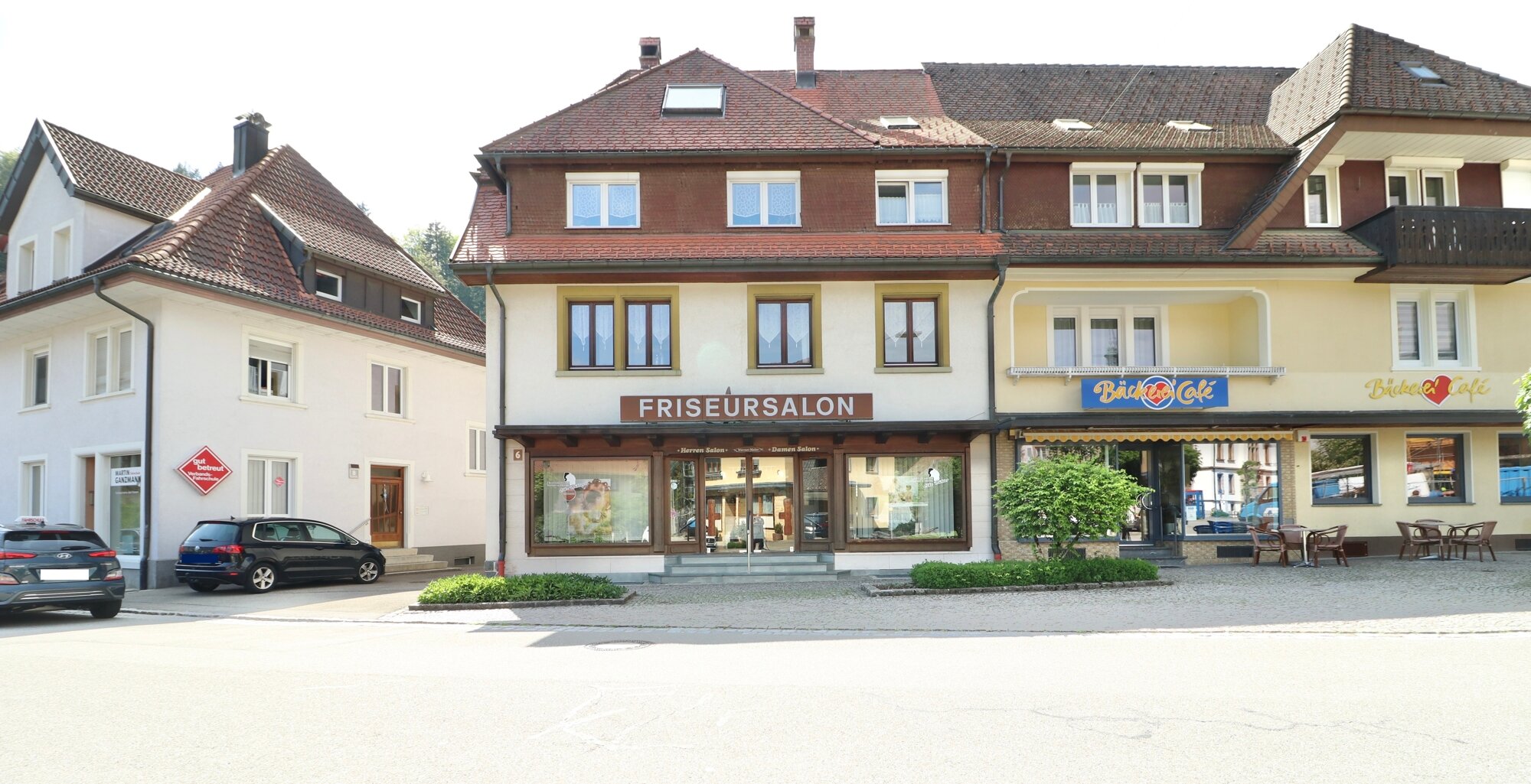 Mehrfamilienhaus zum Kauf 570.000 € 9 Zimmer 238 m²<br/>Wohnfläche 285 m²<br/>Grundstück Gentnerstraße 6 Schönau 79677