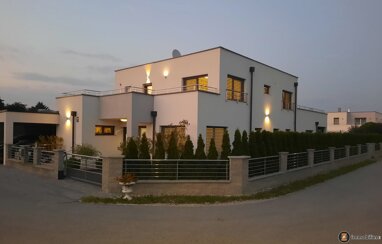 Mehrfamilienhaus zum Kauf 959.000 € 7 Zimmer 244,3 m² 705 m² Grundstück Theresienfeld 2604
