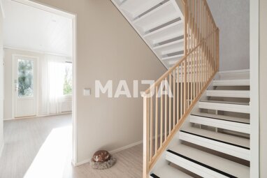 Reihenmittelhaus zum Kauf 175.000 € 5 Zimmer 108 m² 8.993,2 m² Grundstück Mesikämmen 11 Jyväskylä 40400