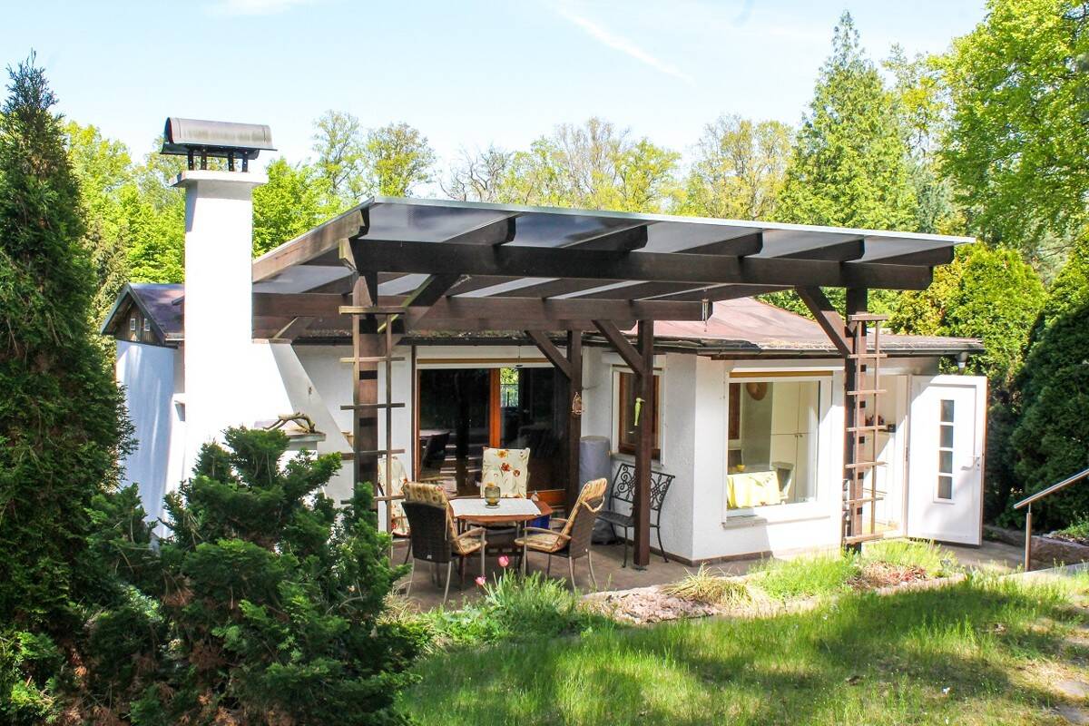 *Traumhaftes Freizeitgrundstück in Radebeul*Carport*Südterrasse mit Kamin*EBK*Brunnen*provisionsfrei