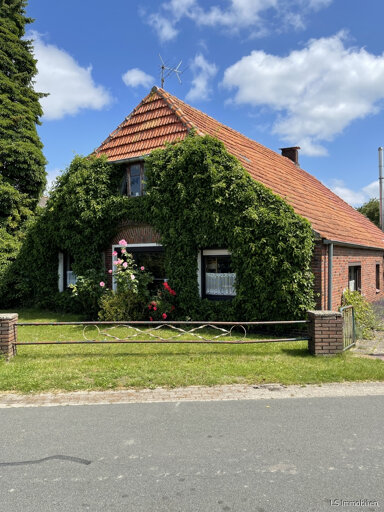 Bauernhaus zum Kauf 180.000 € 6 Zimmer 200 m² 1.209 m² Grundstück Steinhausen Bockhorn 26345