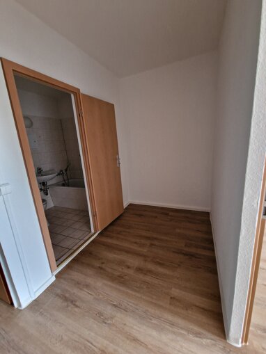 Wohnung zur Miete 365 € 3 Zimmer 69,7 m² 3. Geschoss Bolzeschachtstr. 20 Helbra 06311