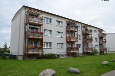 Mehrfamilienhaus zum Kauf 1.200.000 € 36 Zimmer 794 m² 1.856 m² Grundstück Ernst-Schneller-Straße 12 Sanitz Sanitz 18190