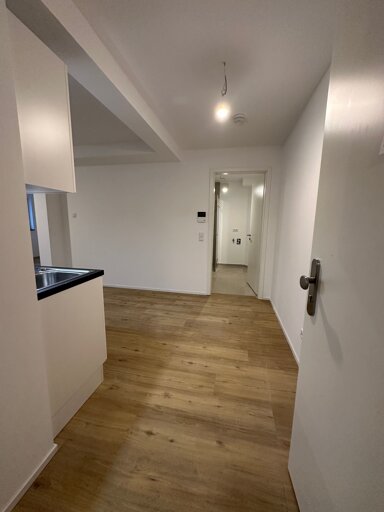 Wohnung zur Miete 834 € 1 Zimmer 41,7 m² EG frei ab sofort Lange Straße 65 Stadtpark / Stadtgrenze 20 Fürth 90762